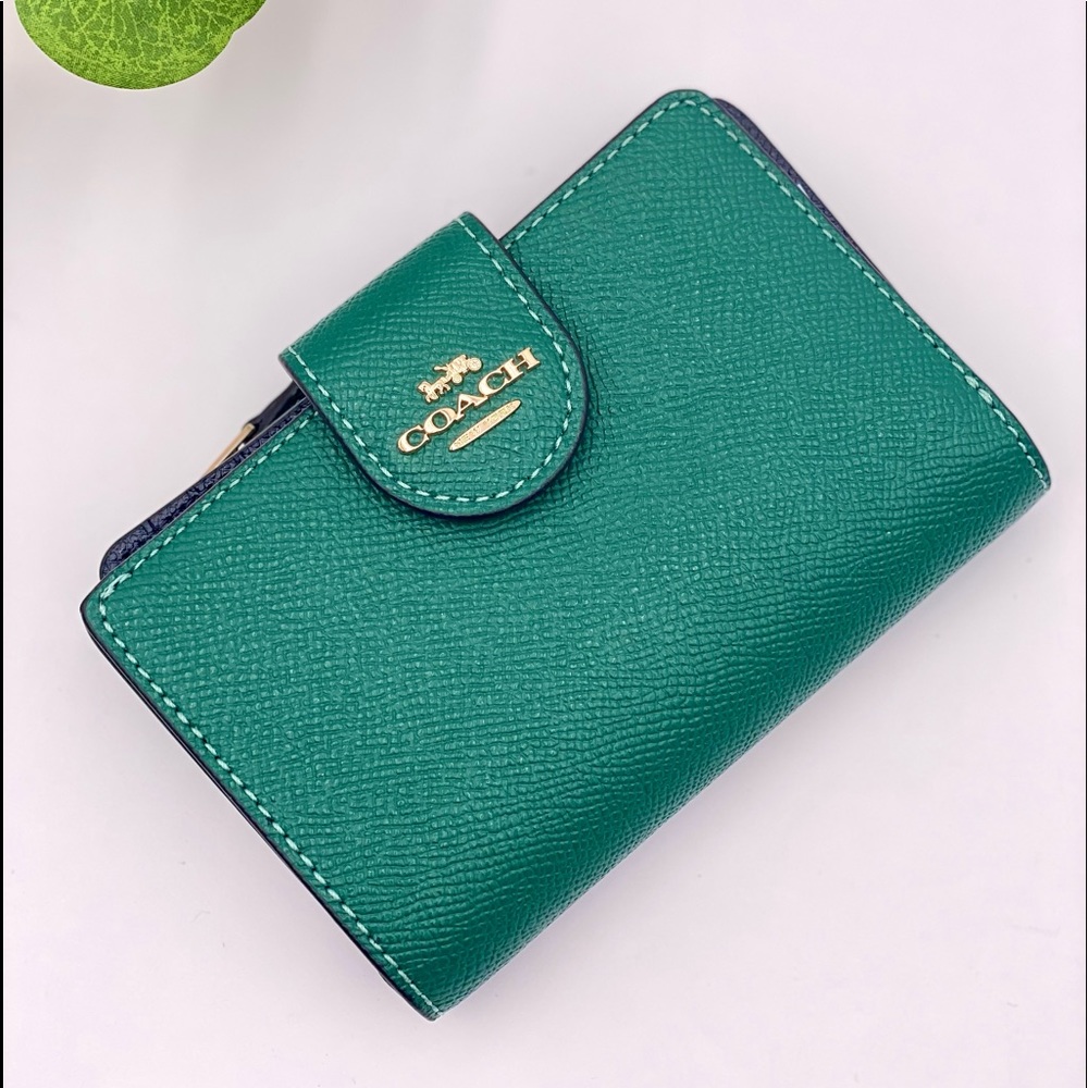 Coach Medium Corner Zip Wallet - Picture 3 of 11